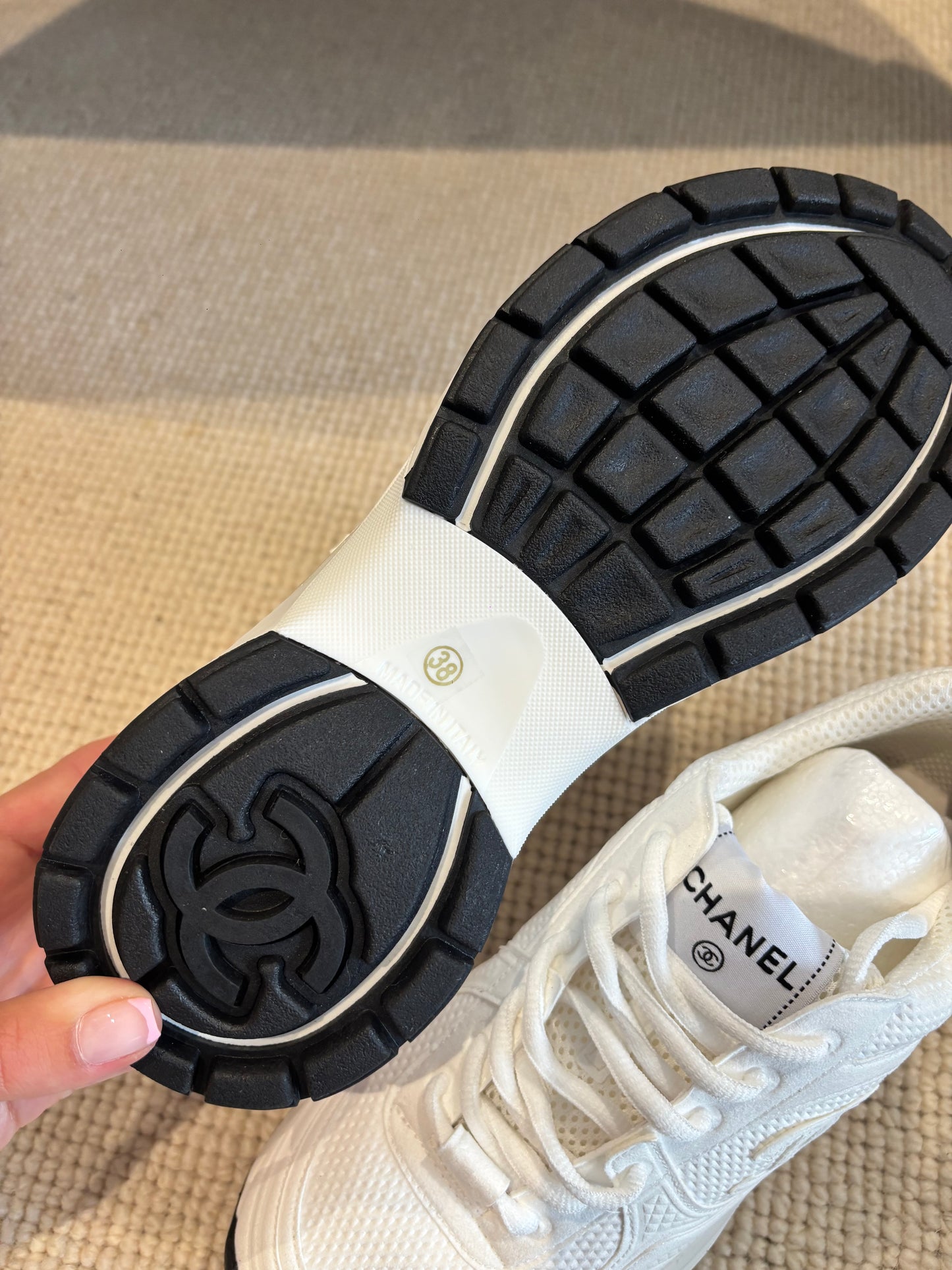 White cc trainers size 5uk