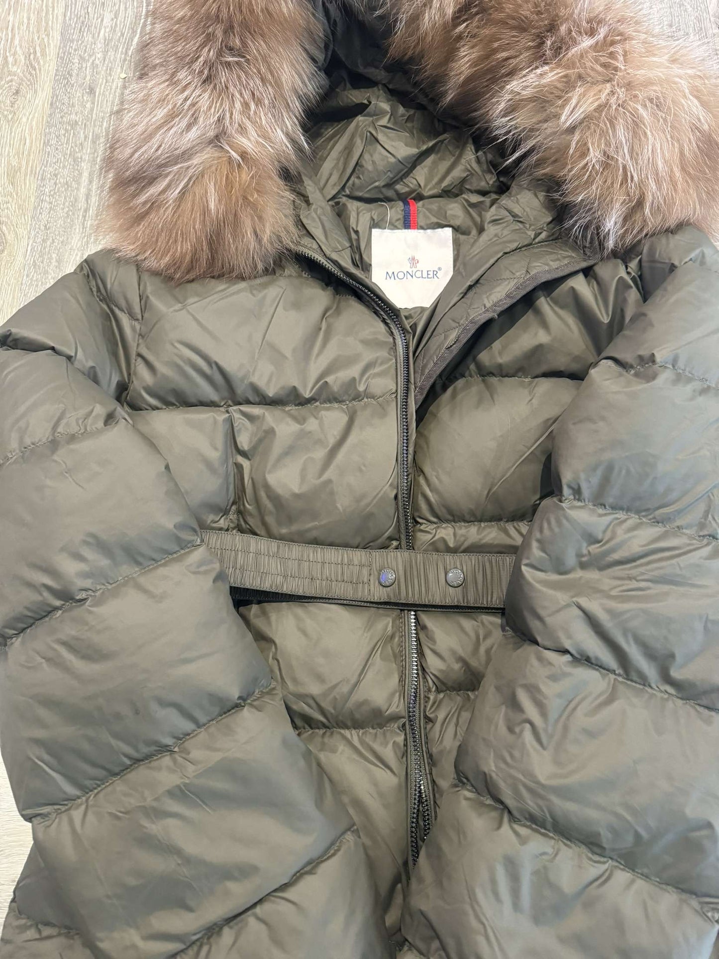 Khaki green m Parker coat with belt