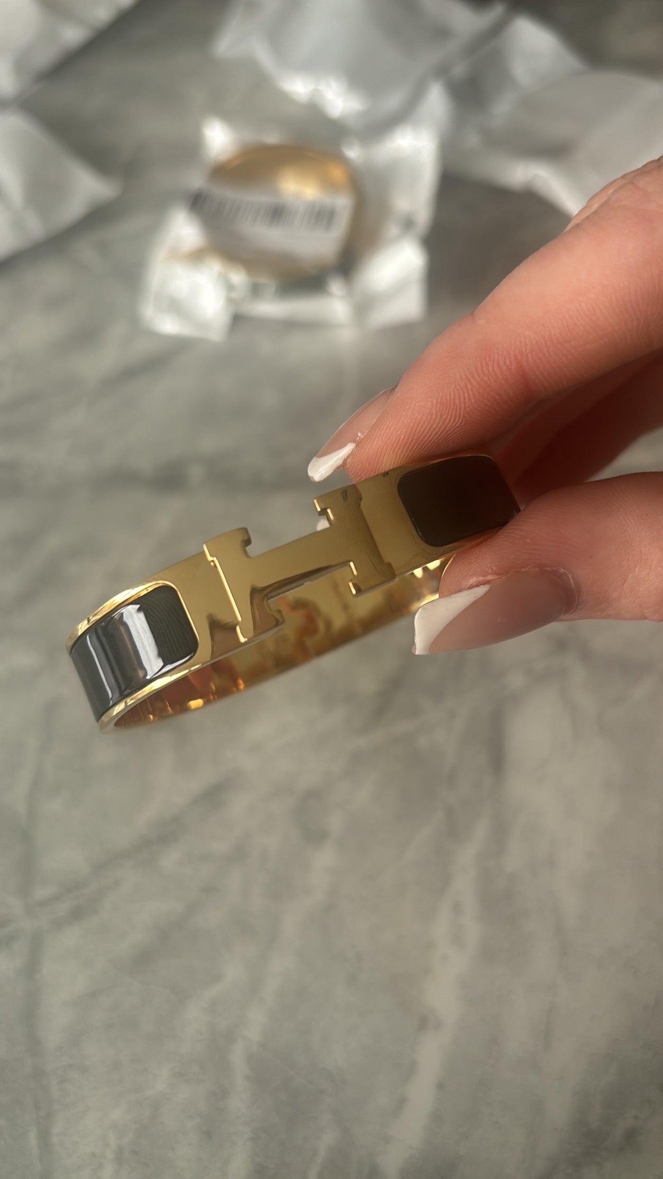 H Bracelet - Gold