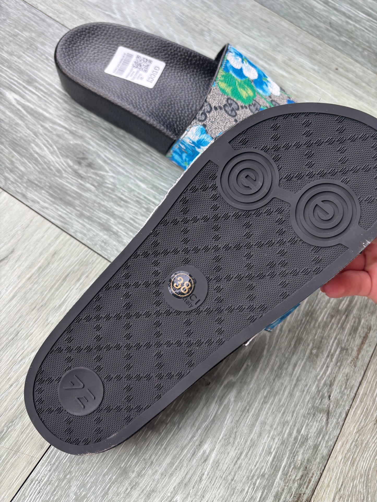 Blue flower gg sliders