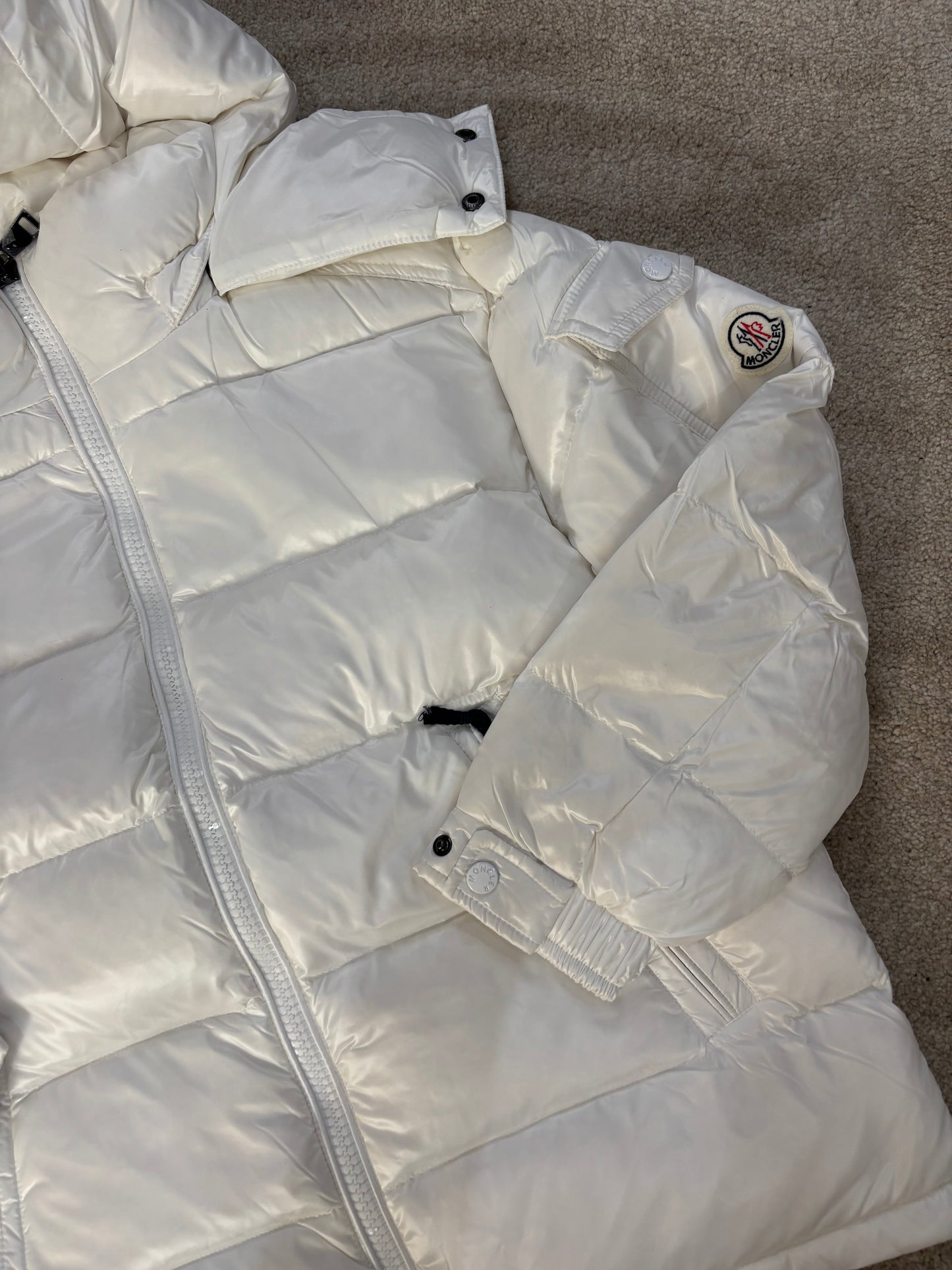 White m coat size small