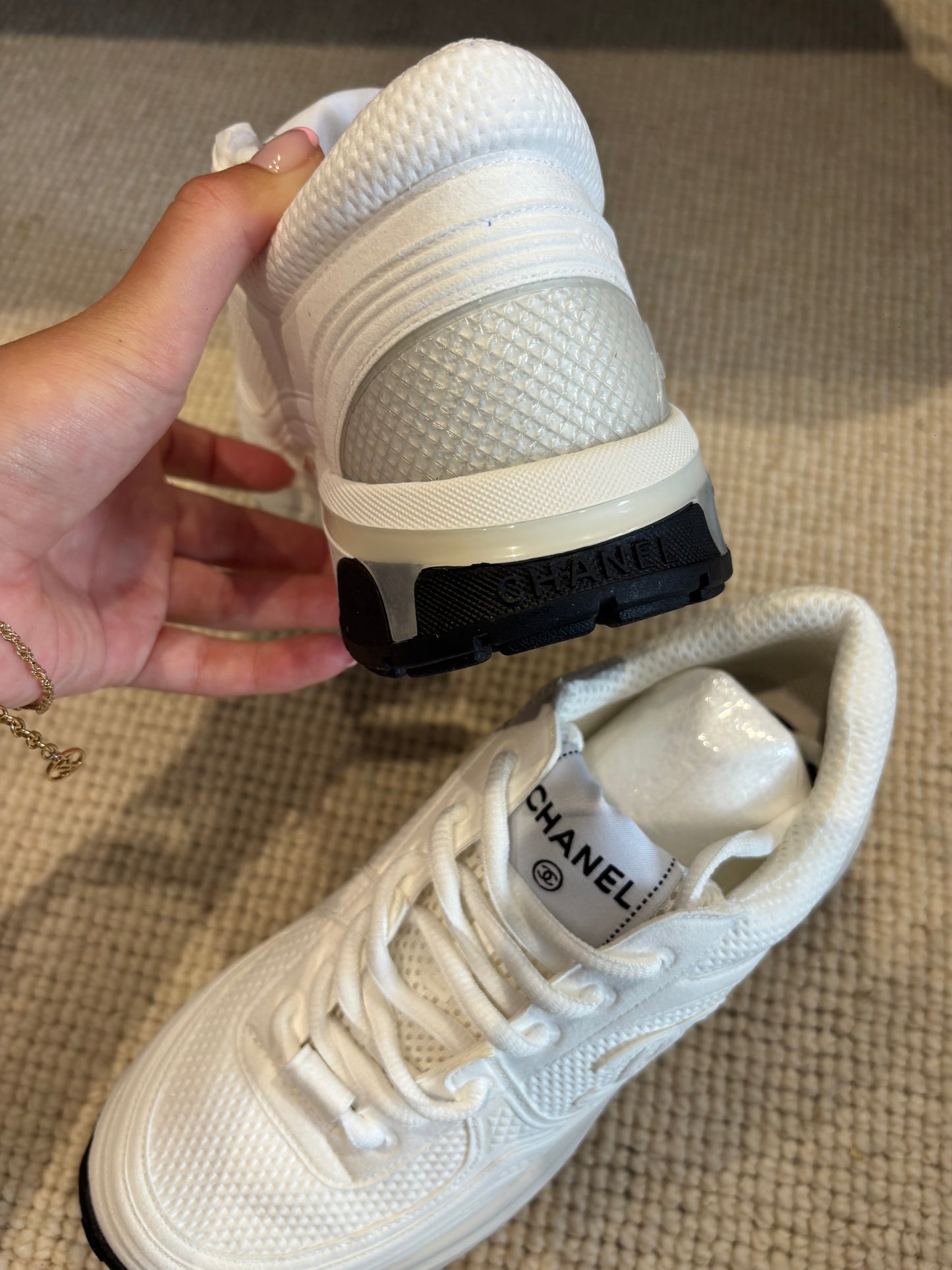 White cc trainers size 5uk