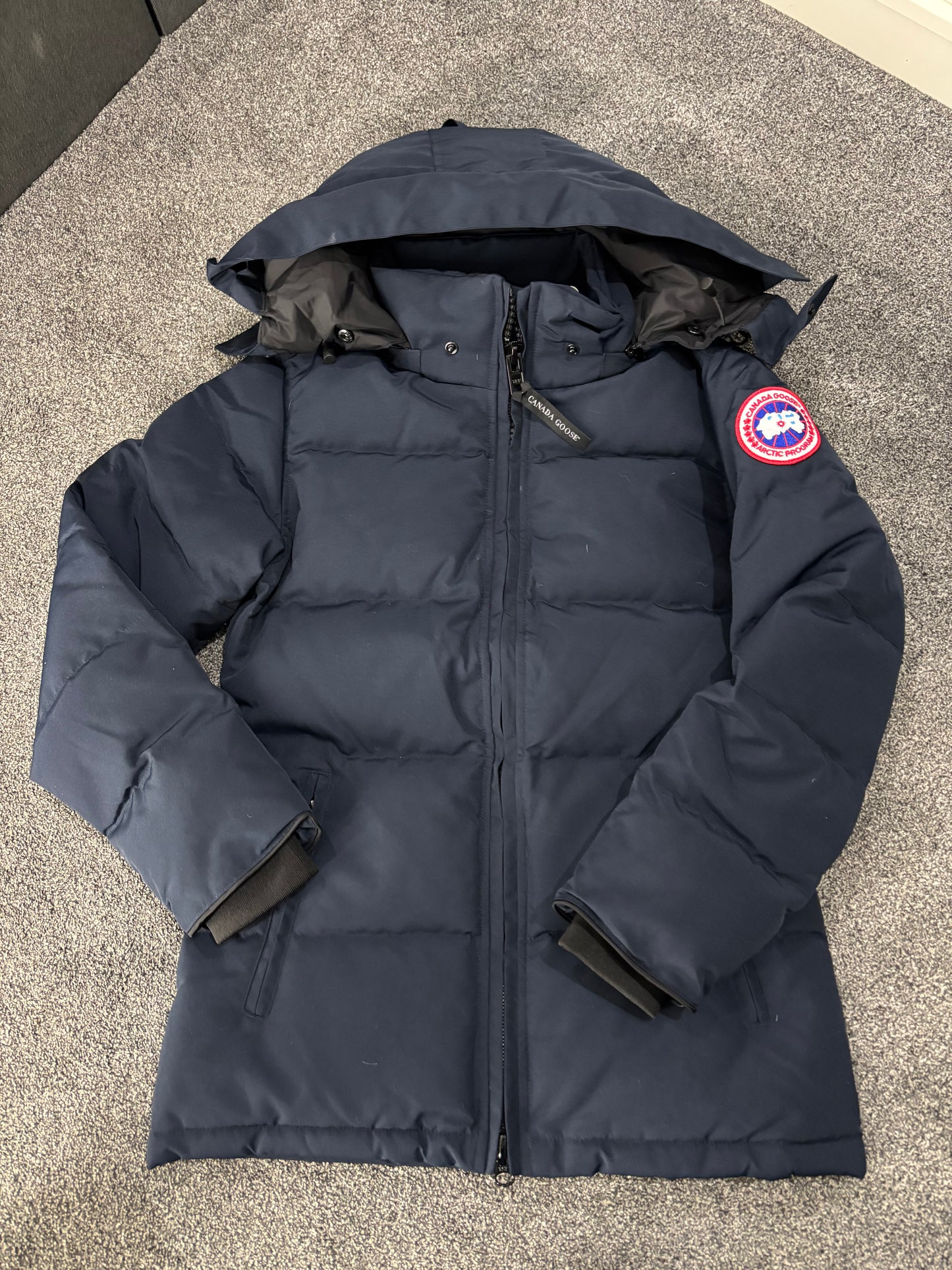 Navy blue Canada coat with natural fox fur size XS