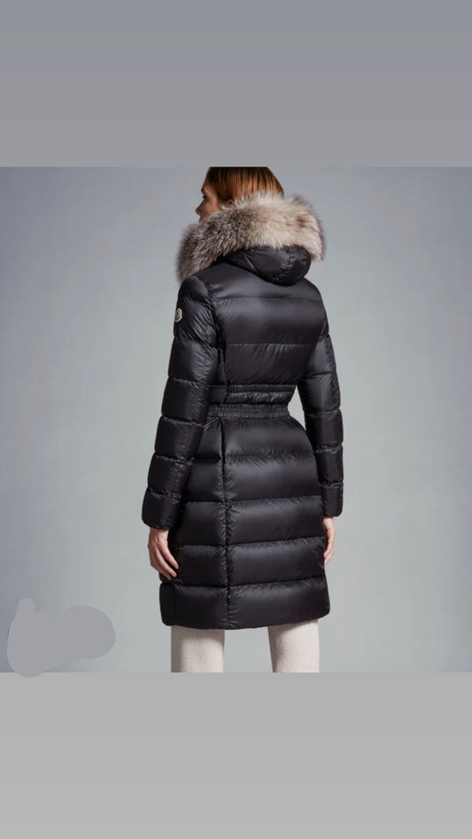 Long m black coat with fur and belt size small