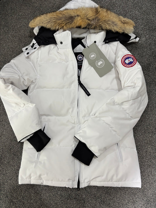 White Canada coat with fur