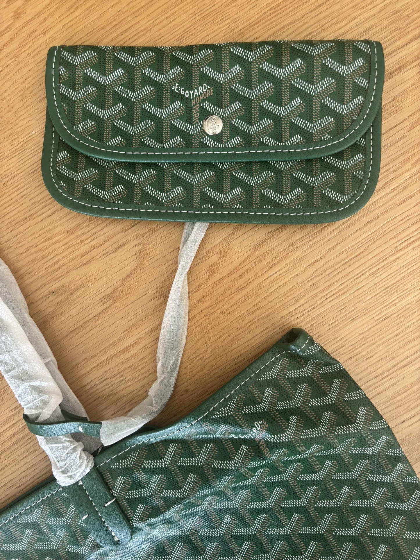 Green g shoulder bag styled by lr