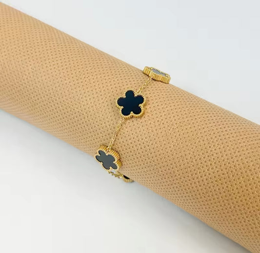 Black clover bracelet