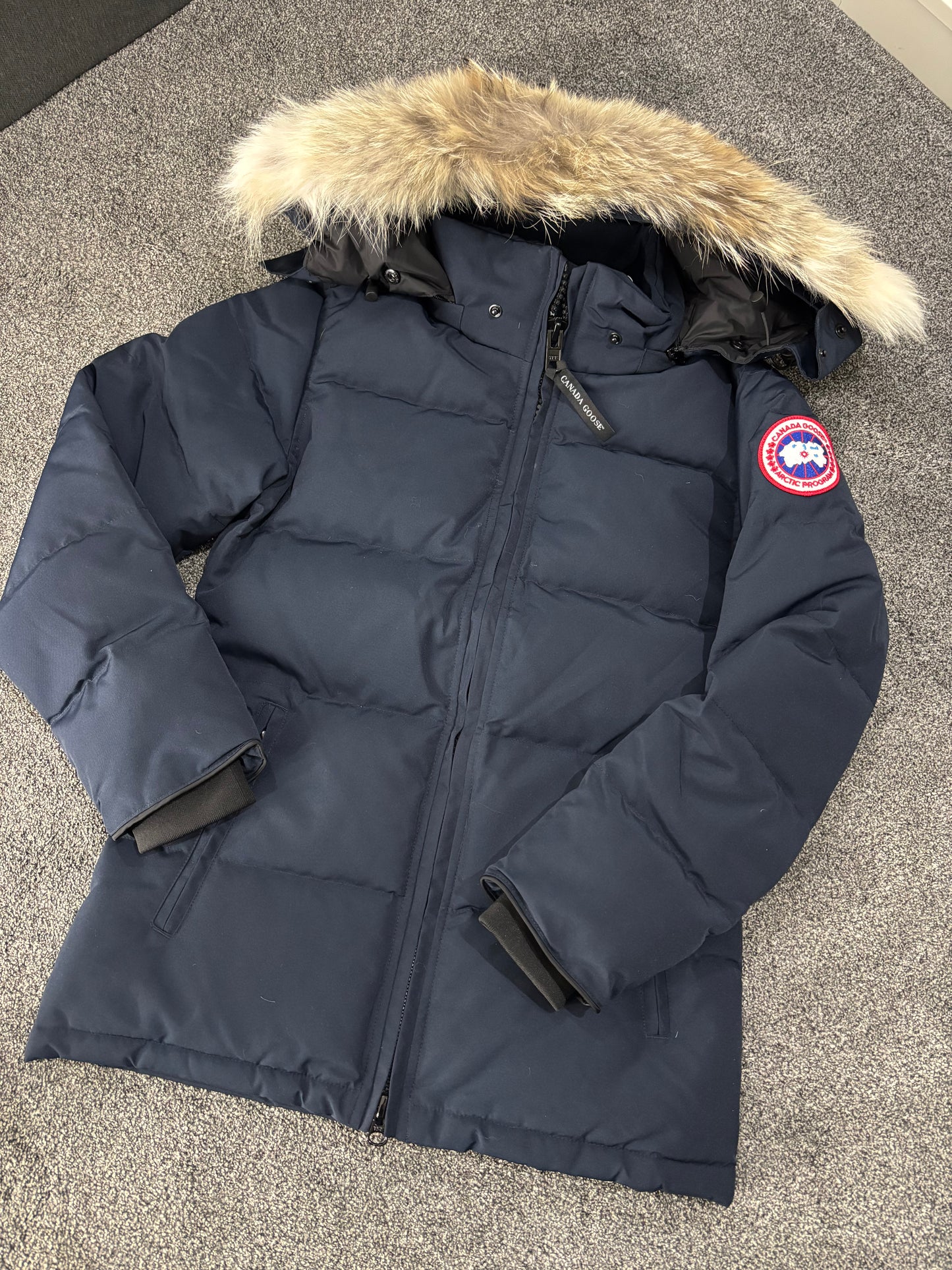 Navy blue Canada coat with natural fox fur size XS
