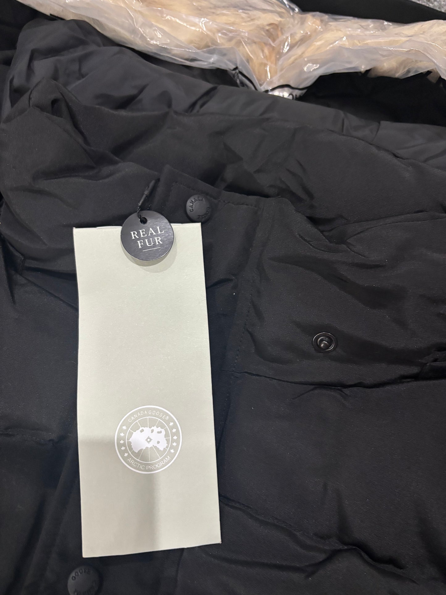 Black Canada mens coats size Medium - AG