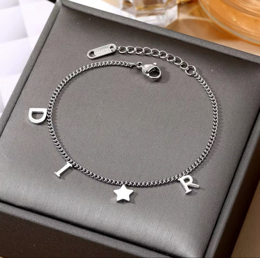 D Bracelet - silver