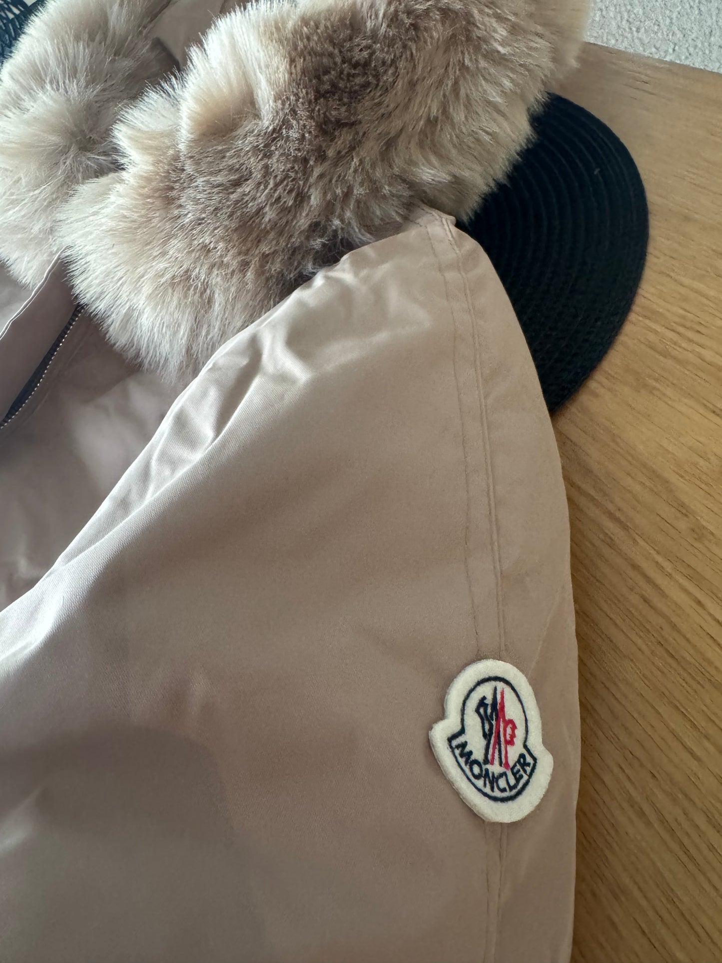 Beige Faux Fur M Parker - AG