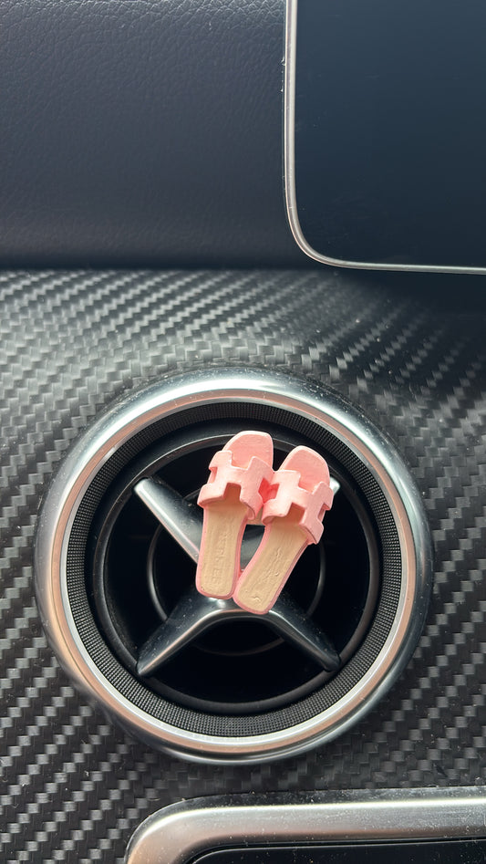Car accessories pink h Slidders