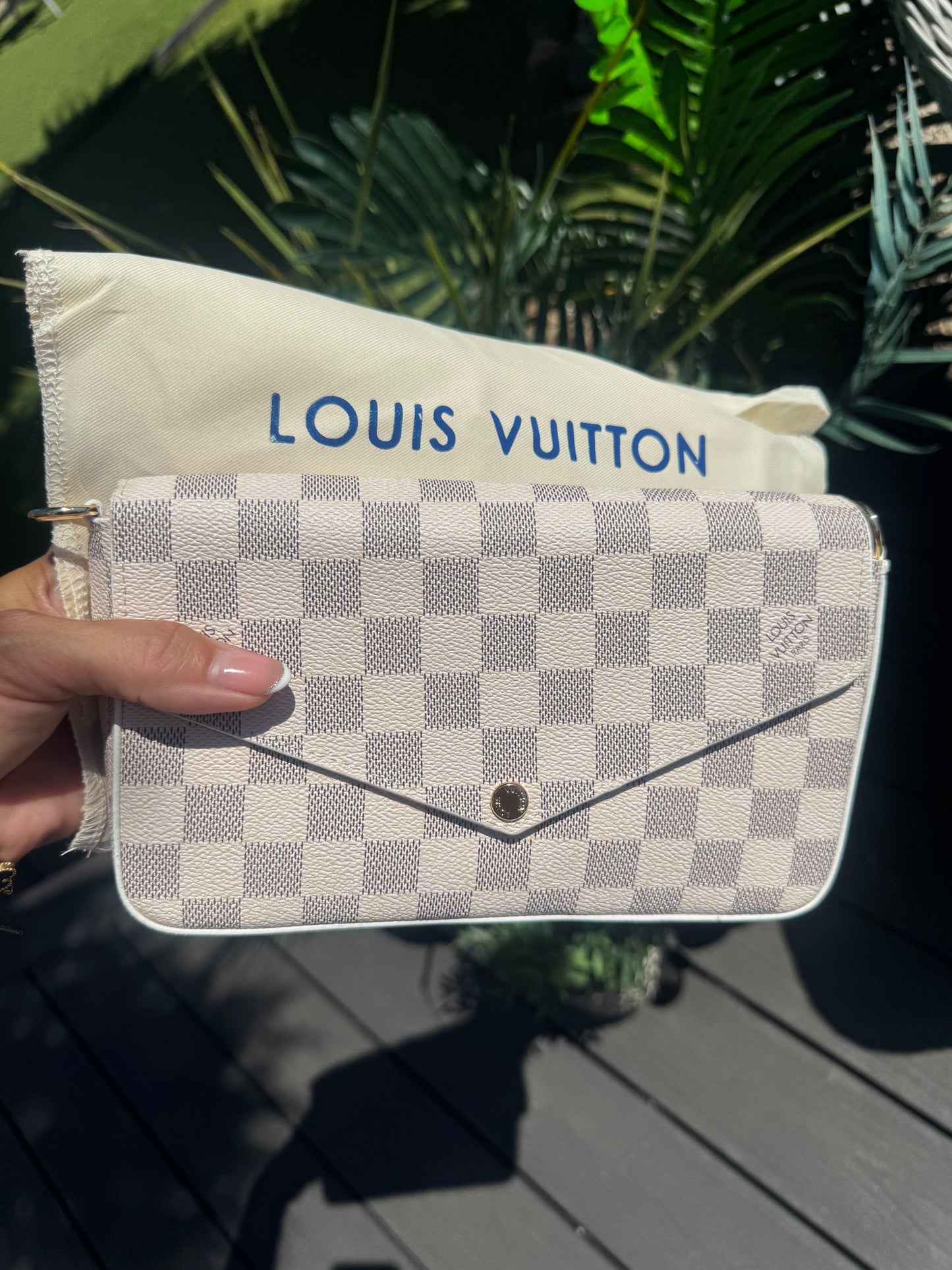 White and Pink Grid Bag - AG