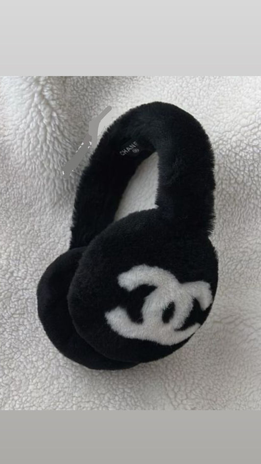 Black cc earmuffs