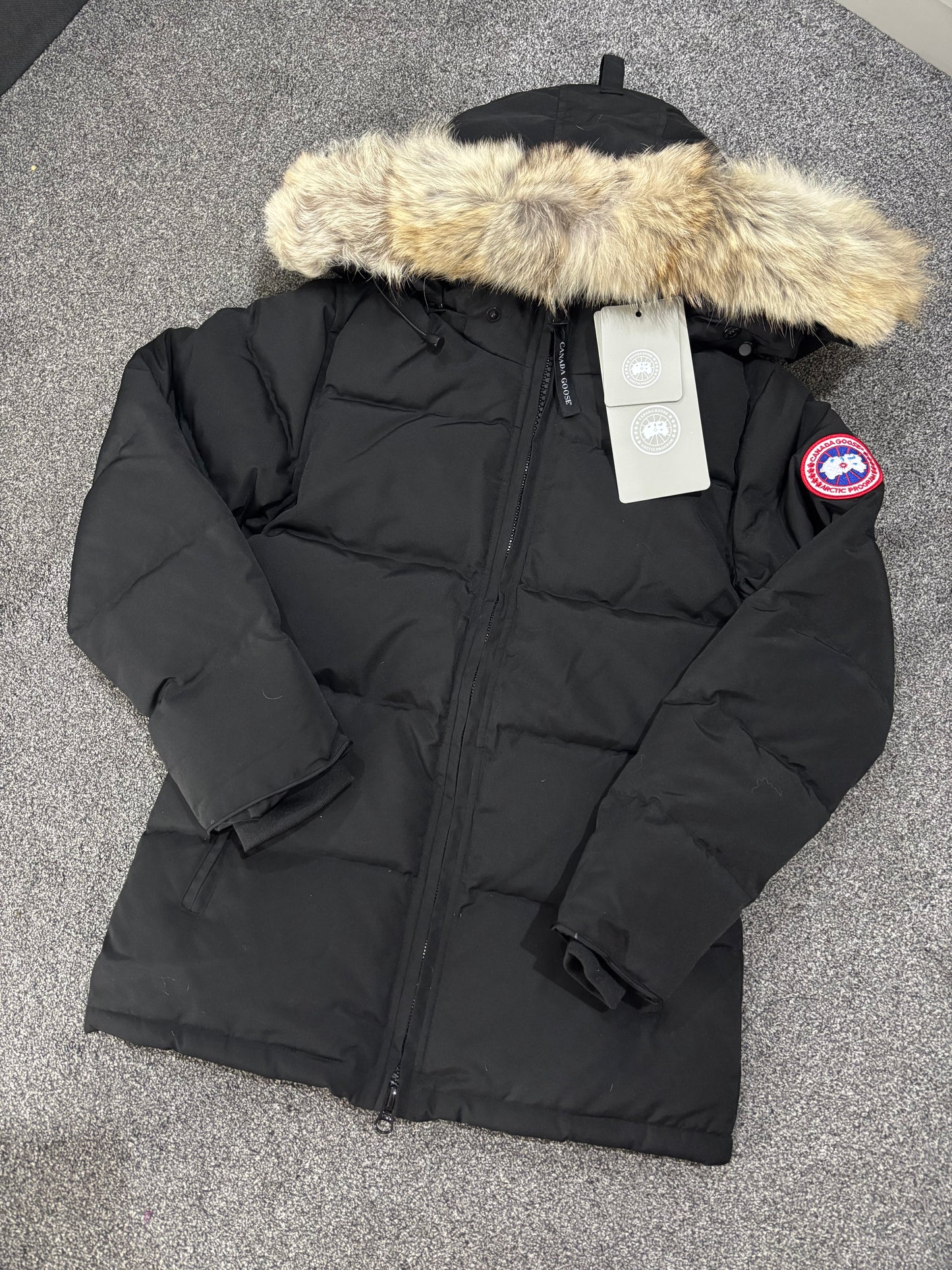 Black canada Parker coat with natural fox fur