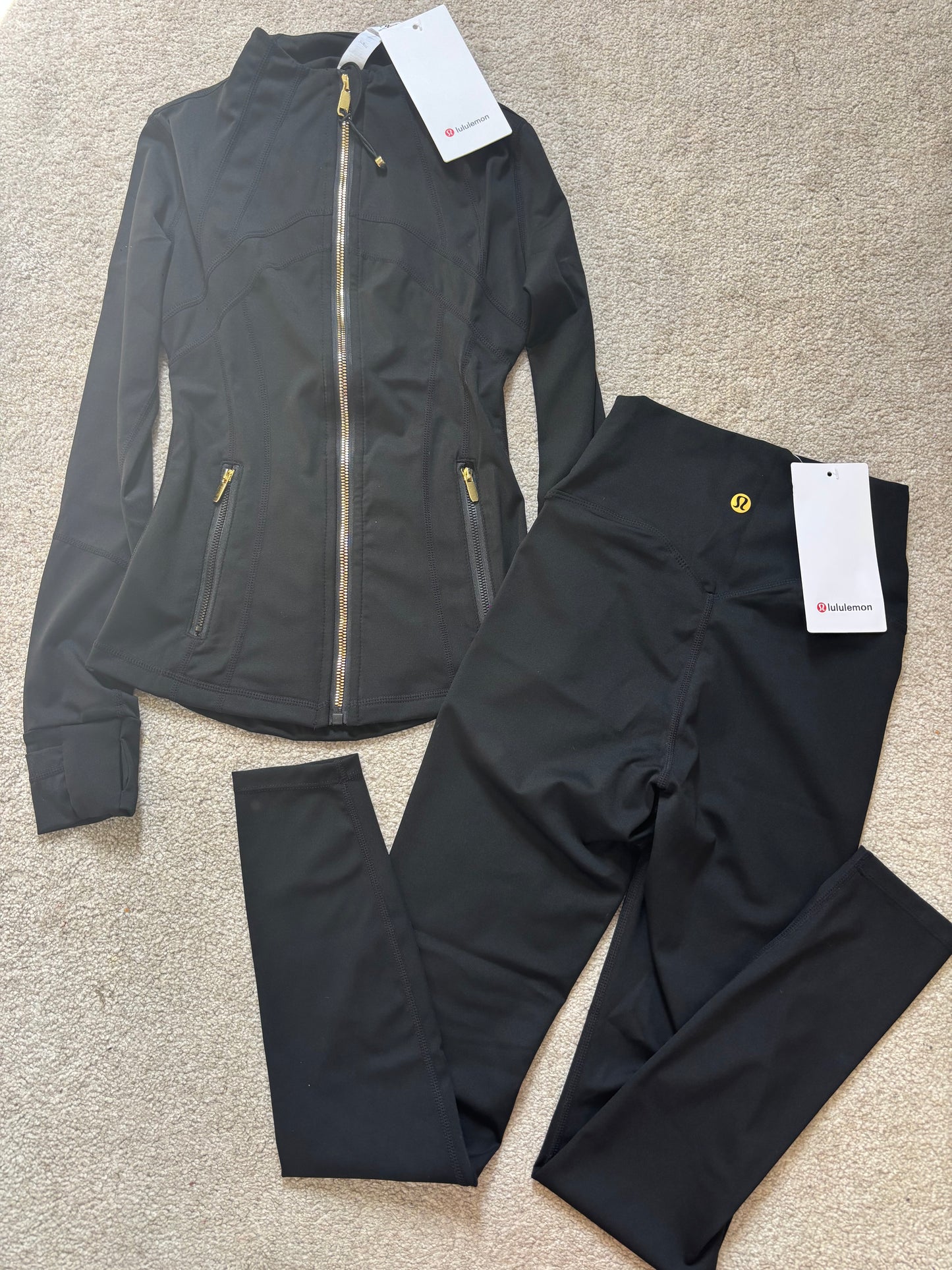 Black & gold lululemon gym set