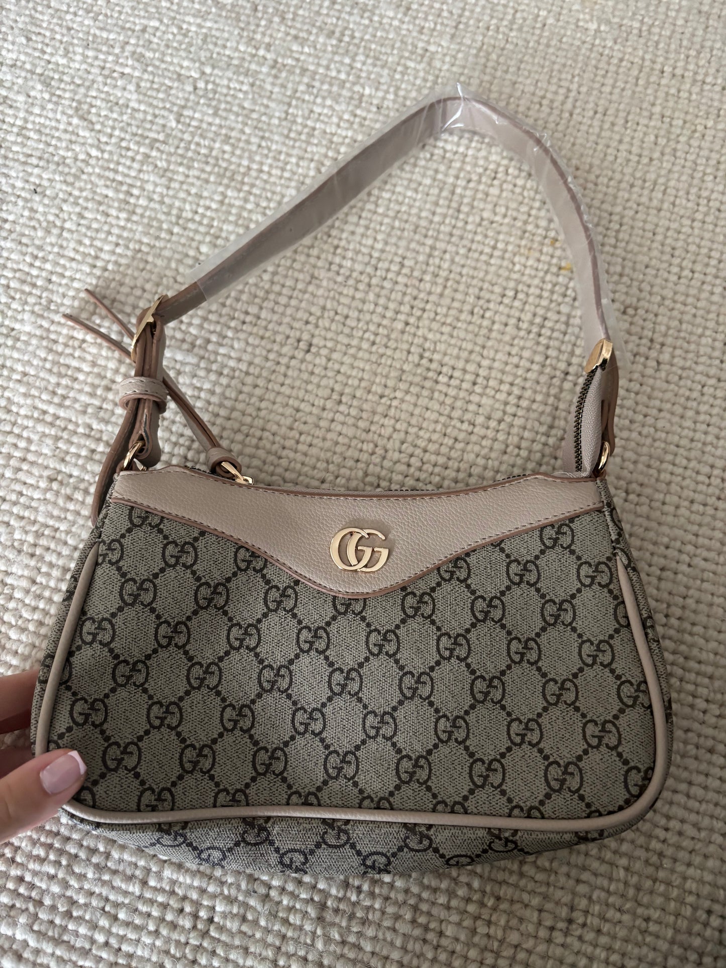 Beige and beige gg shoulder bag