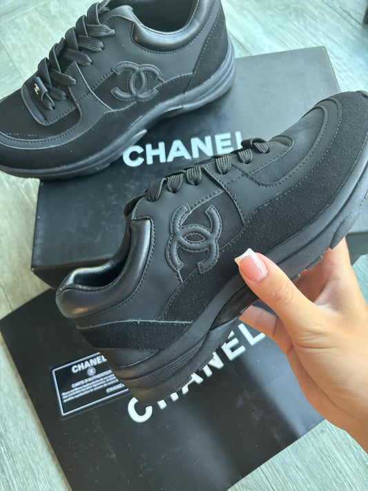 Black cc trainers size 5