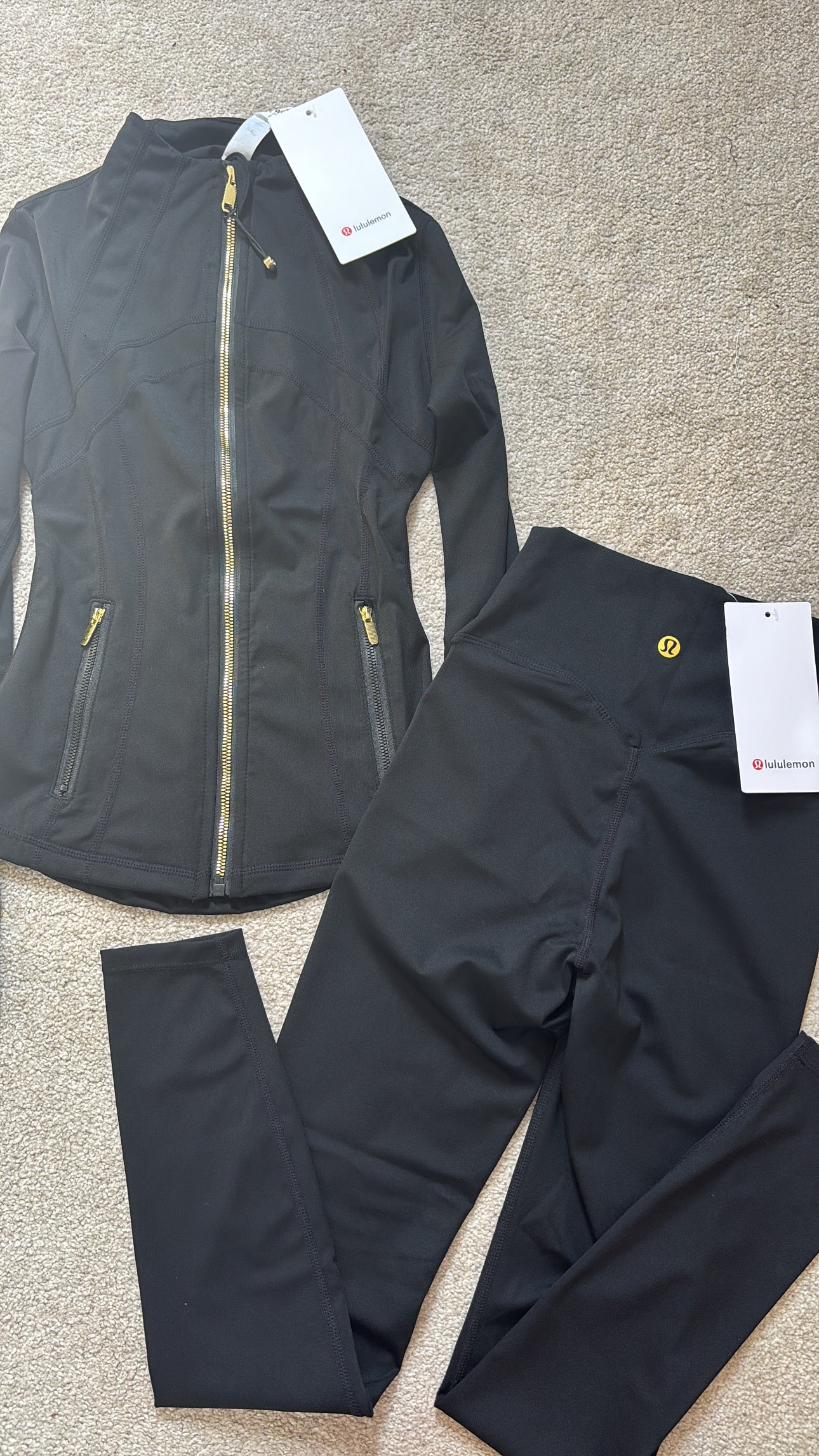 Black & gold lululemon gym set