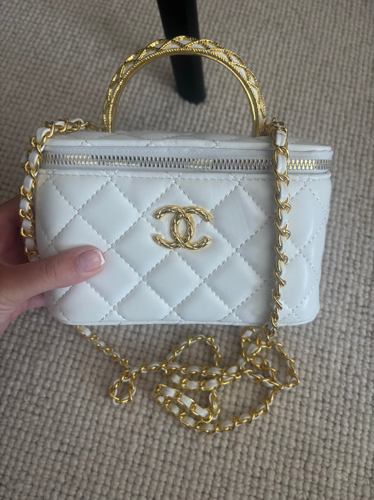 White cc box bag with long strap